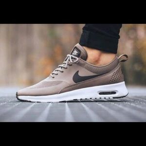 Nike Air Max Thea in Iron/dark storm
